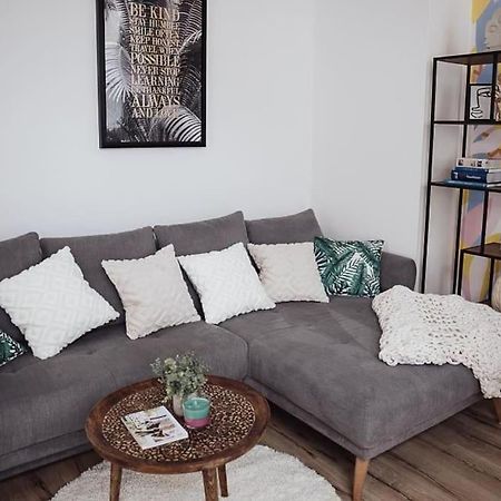 Cozy Dreams: Deluxe 2-Zimmer-Apartment -Kueche Norimberk Exteriér fotografie
