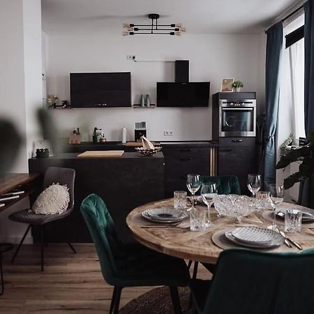 Cozy Dreams: Deluxe 2-Zimmer-Apartment -Kueche Norimberk Exteriér fotografie