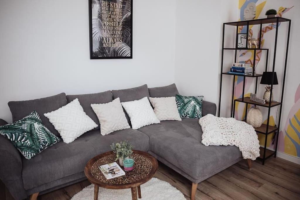 Cozy Dreams: Deluxe 2-Zimmer-Apartment -Kueche Norimberk Exteriér fotografie